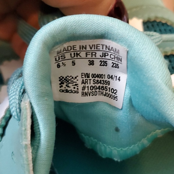 Shoes - Picture 2 of 7